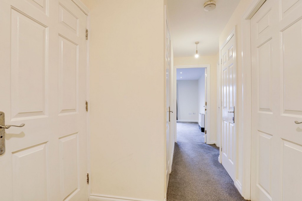 Vivian Avenue, Vivian Court Vivian Avenue, NG5