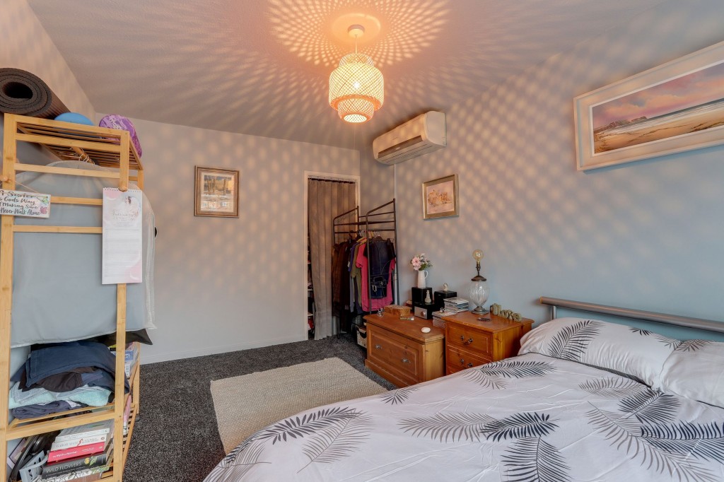 Hempshill Lane, Nottingham, NG6