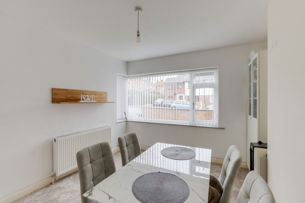 Barlock Road, Nottingham, NG6