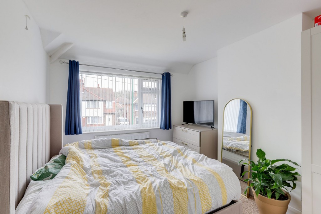 Barlock Road, Nottingham, NG6