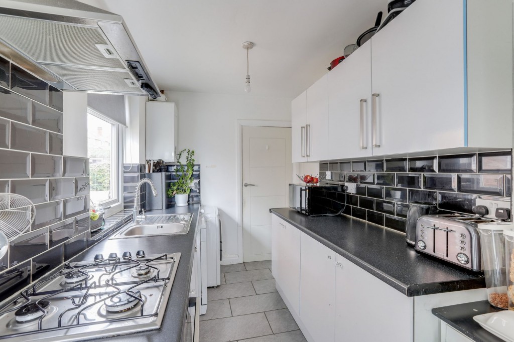 Barlock Road, Nottingham, NG6