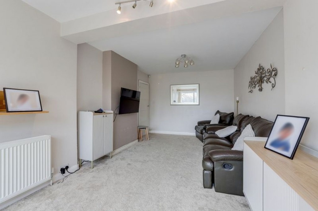 Barlock Road, Nottingham, NG6
