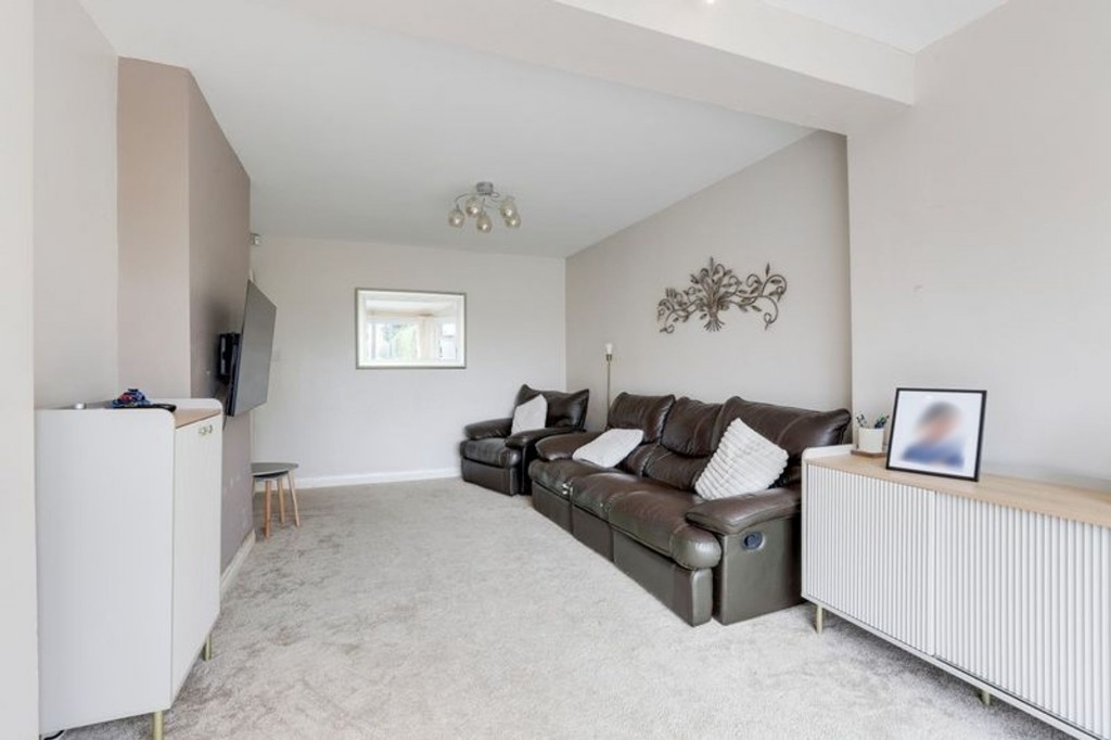 Barlock Road, Nottingham, NG6