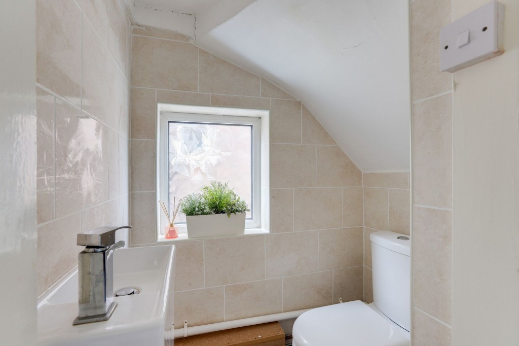Barlock Road, Nottingham, NG6