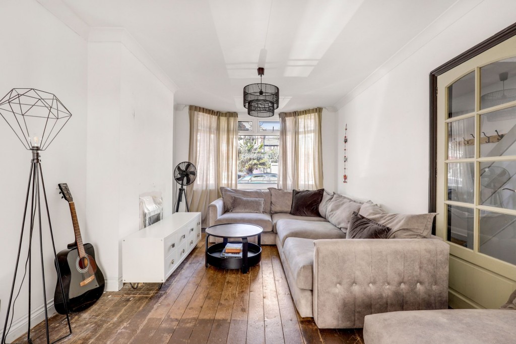 Hill Crest Grove, Nottingham, NG5