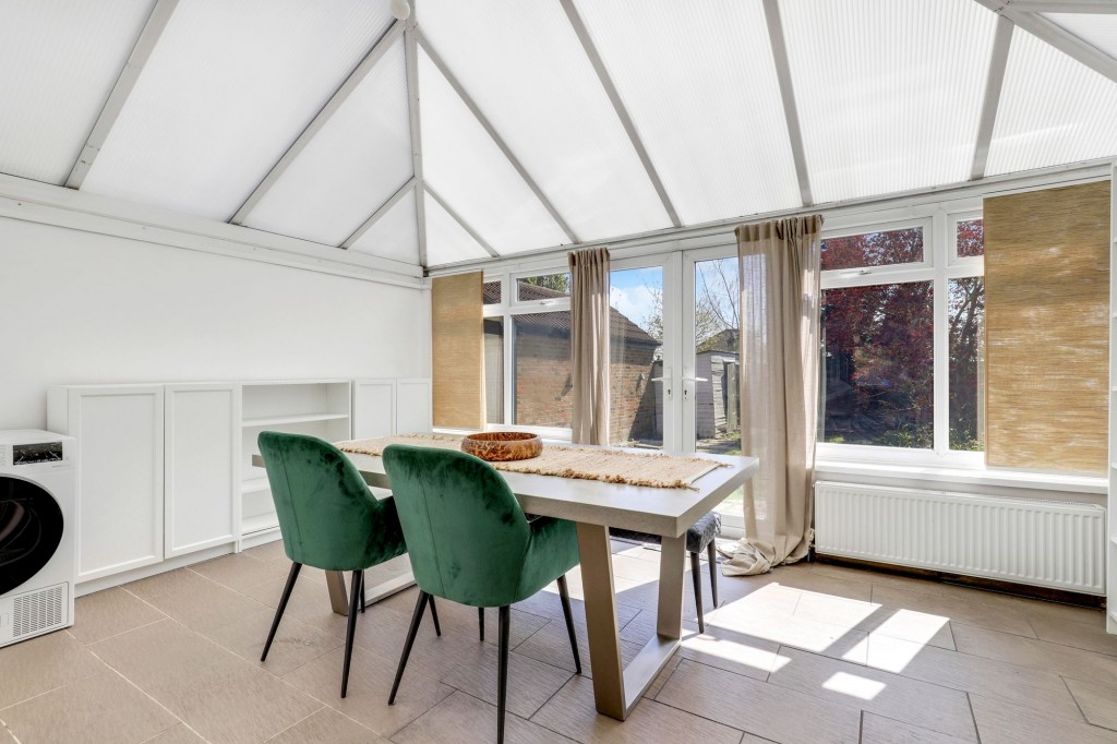 Hill Crest Grove, Nottingham, NG5