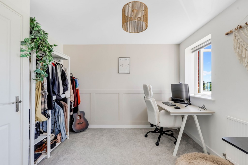 Brambling Road, Stoke Bardolph, NG14