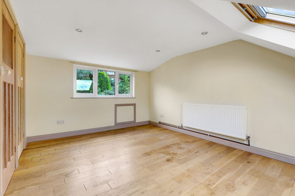 Devonshire Crescent, Nottingham, NG5