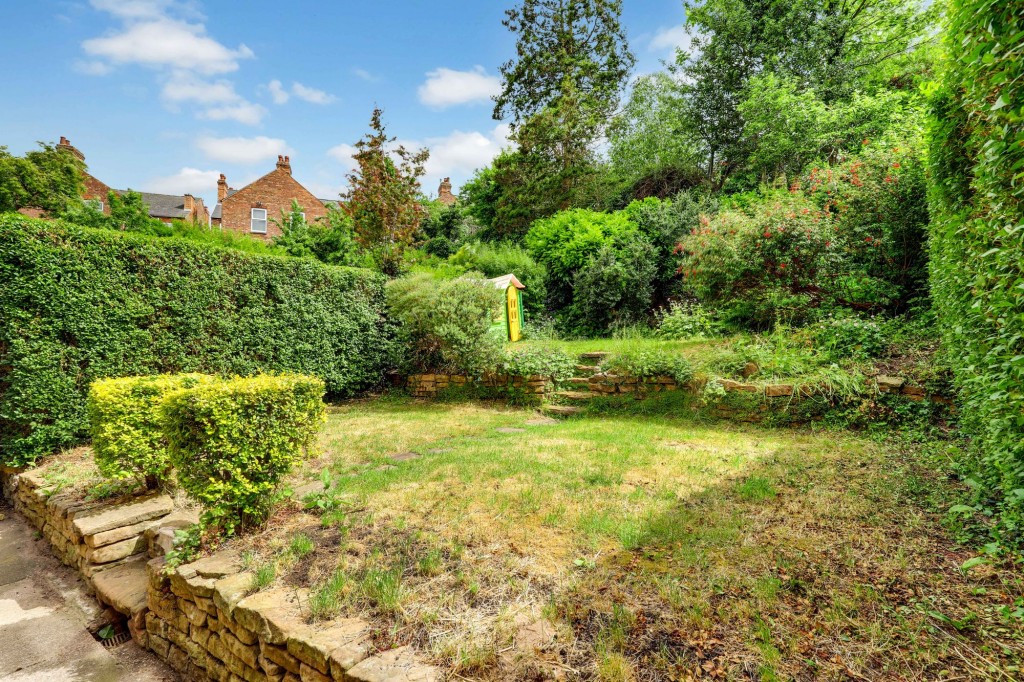 Devonshire Crescent, Nottingham, NG5