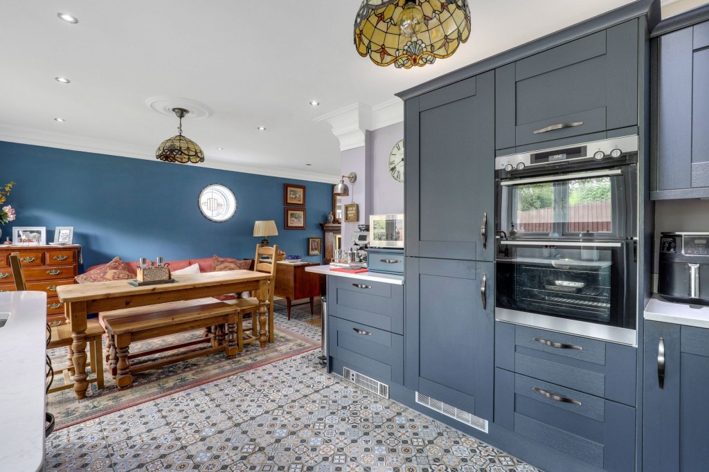 Park Road, Woodthorpe, NG5