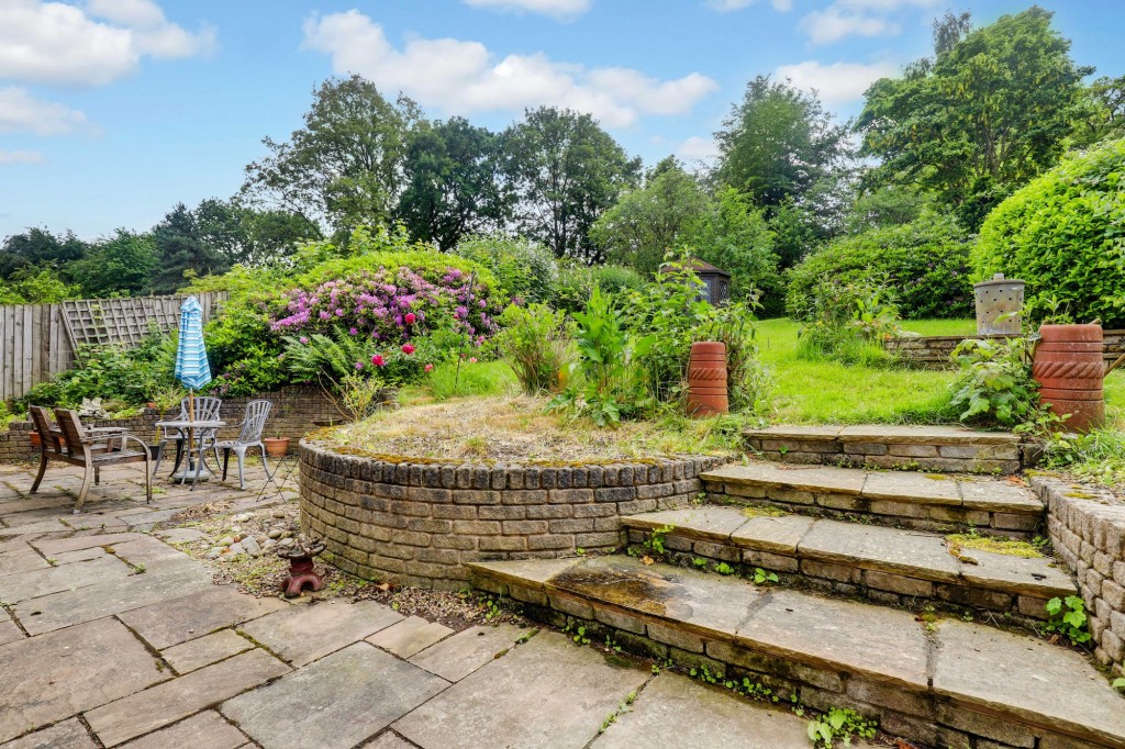 Pavilion Road, Arnold, NG5