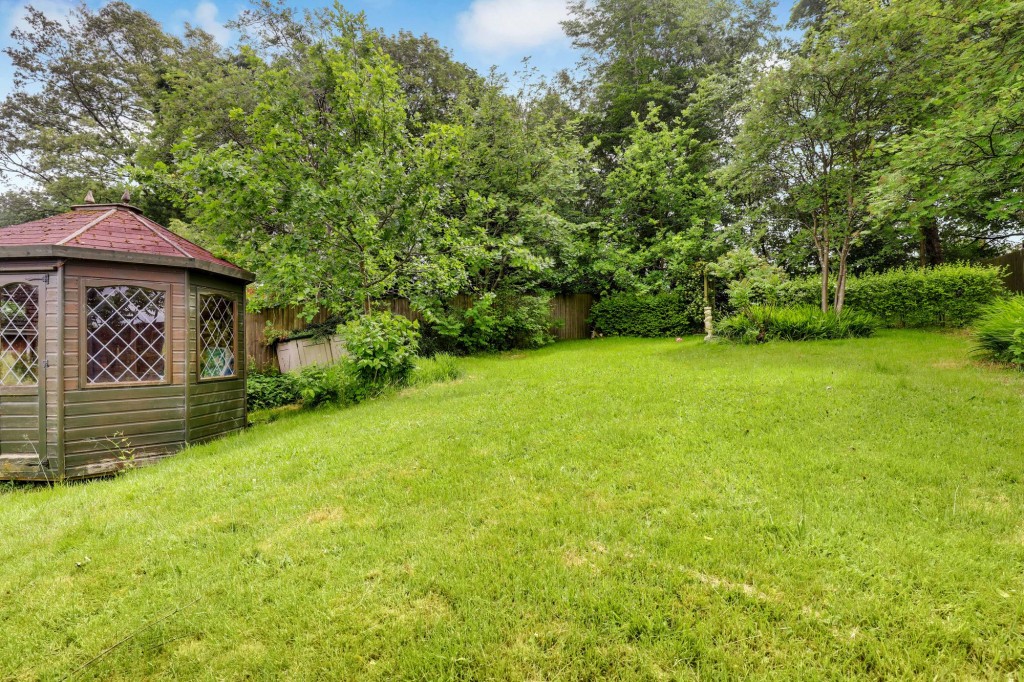 Pavilion Road, Arnold, NG5