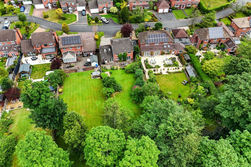 Pavilion Road, Arnold, NG5
