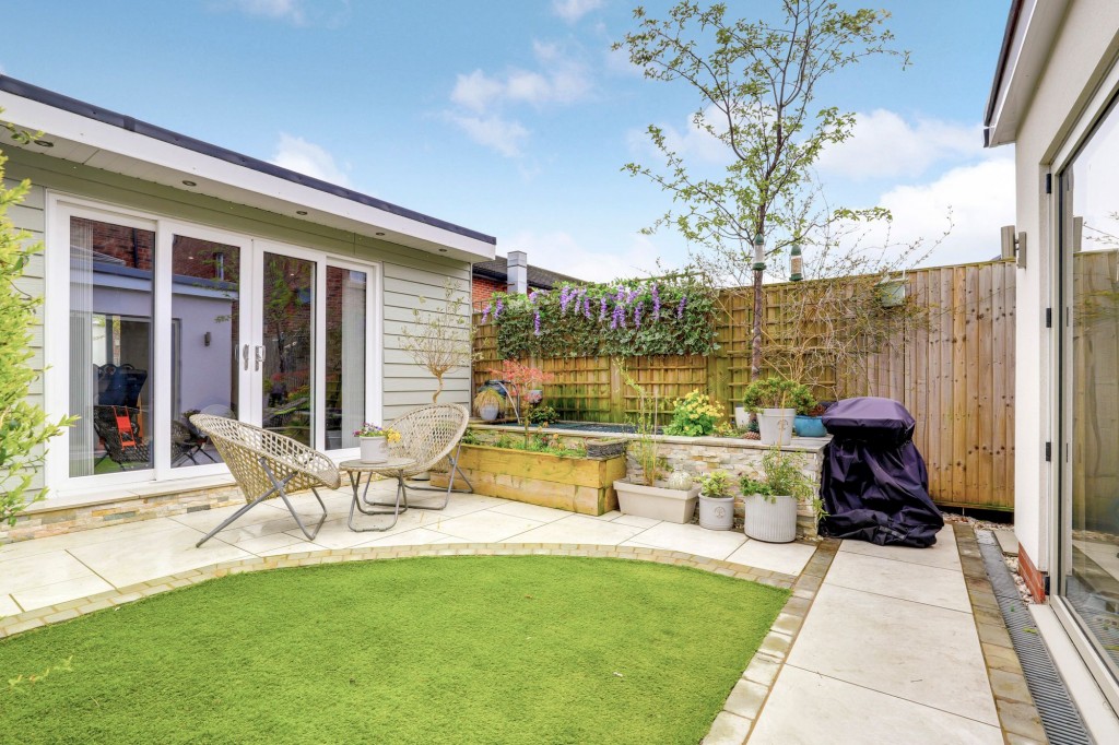 Orchard Street, Mansfield, NG19
