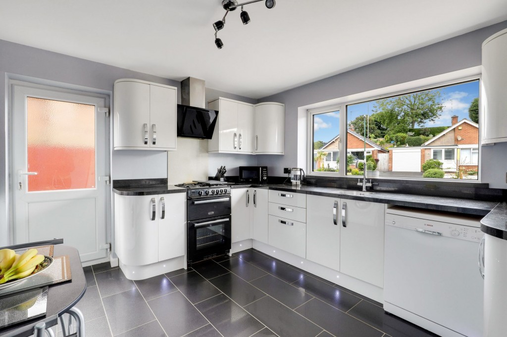 Springwood Gardens, Woodthorpe, NG5