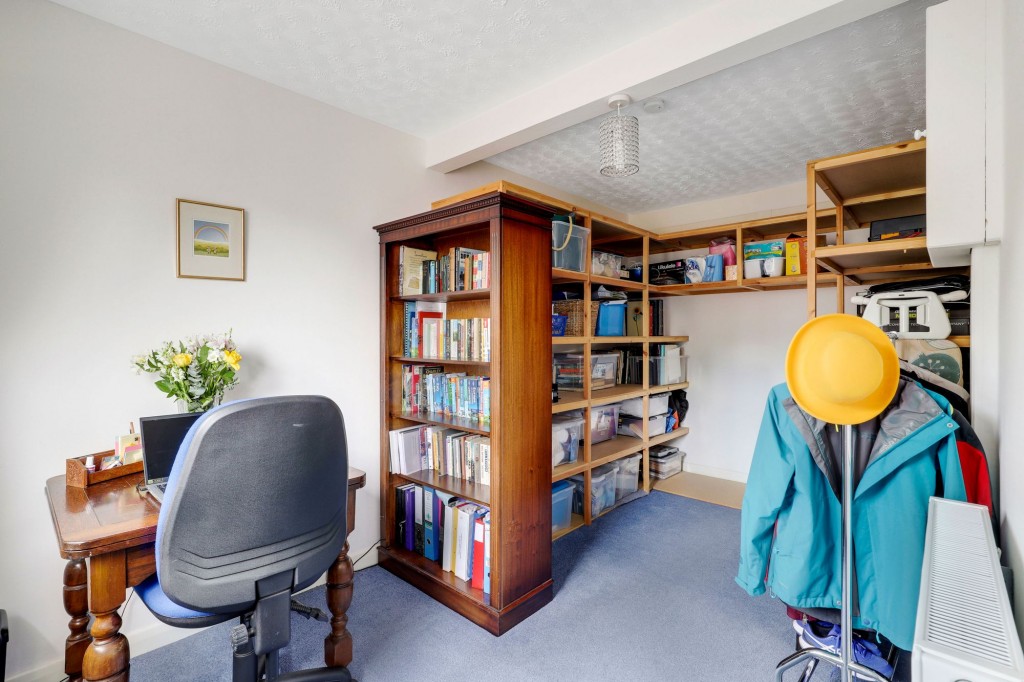 Springwood Gardens, Woodthorpe, NG5