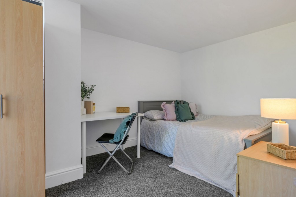 Kanman Court, Raleigh Street, NG7