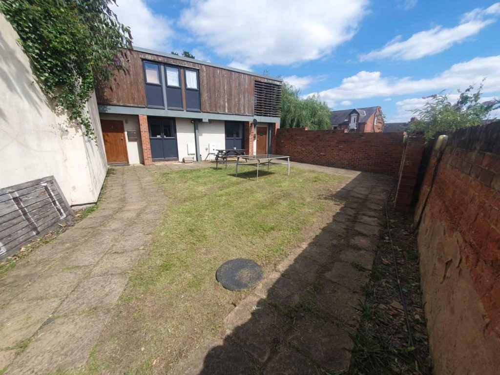 Kanman Court, Raleigh Street, NG7