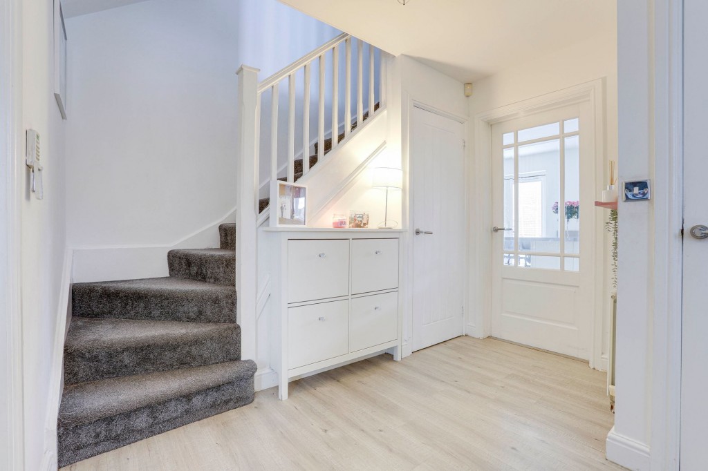 Swiney Way, Beeston, NG9