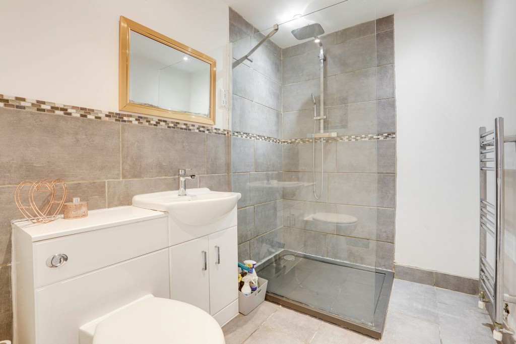 Swiney Way, Beeston, NG9