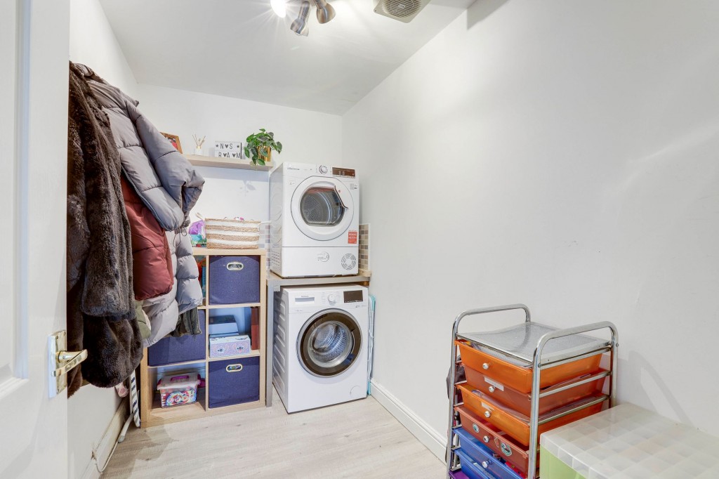 Swiney Way, Beeston, NG9