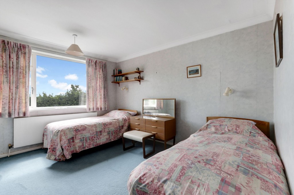 Petworth Avenue, Toton, NG9
