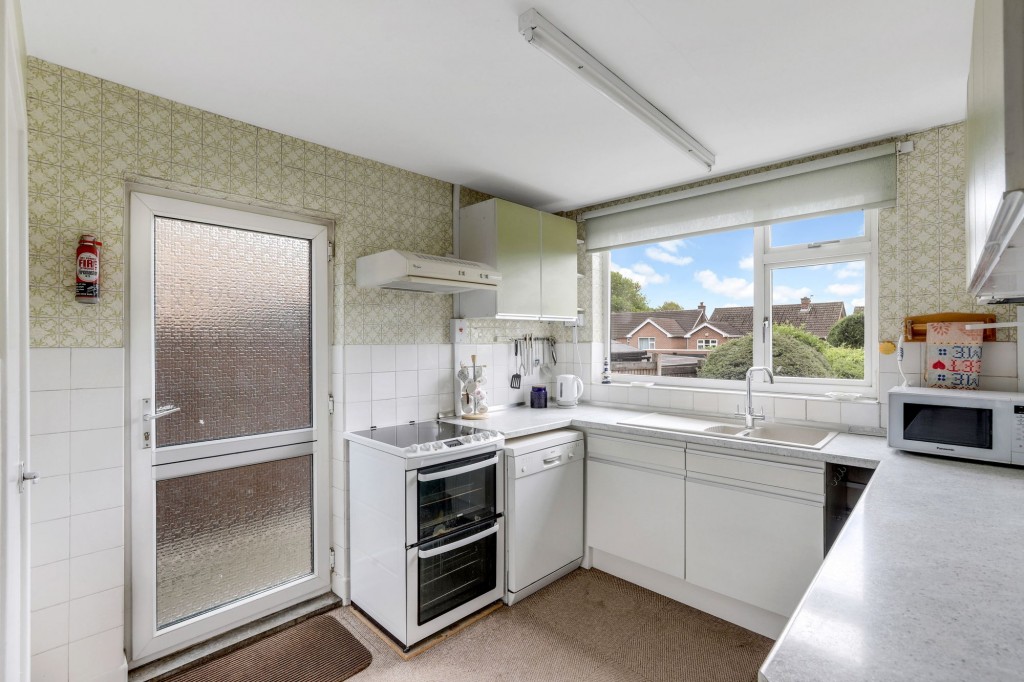 Petworth Avenue, Toton, NG9