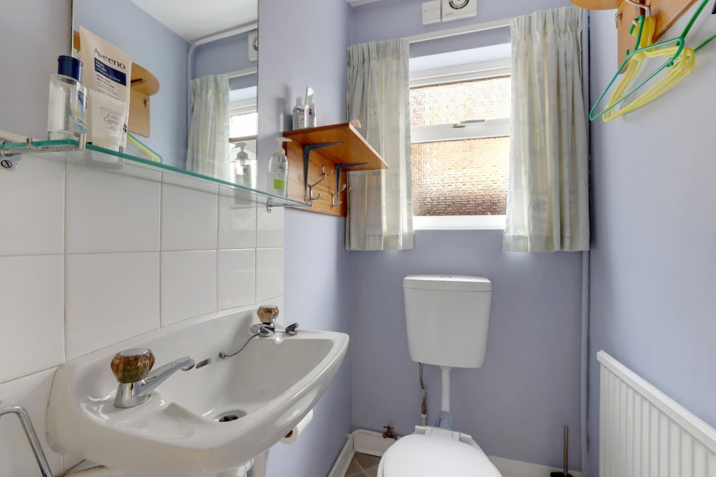 Petworth Avenue, Toton, NG9