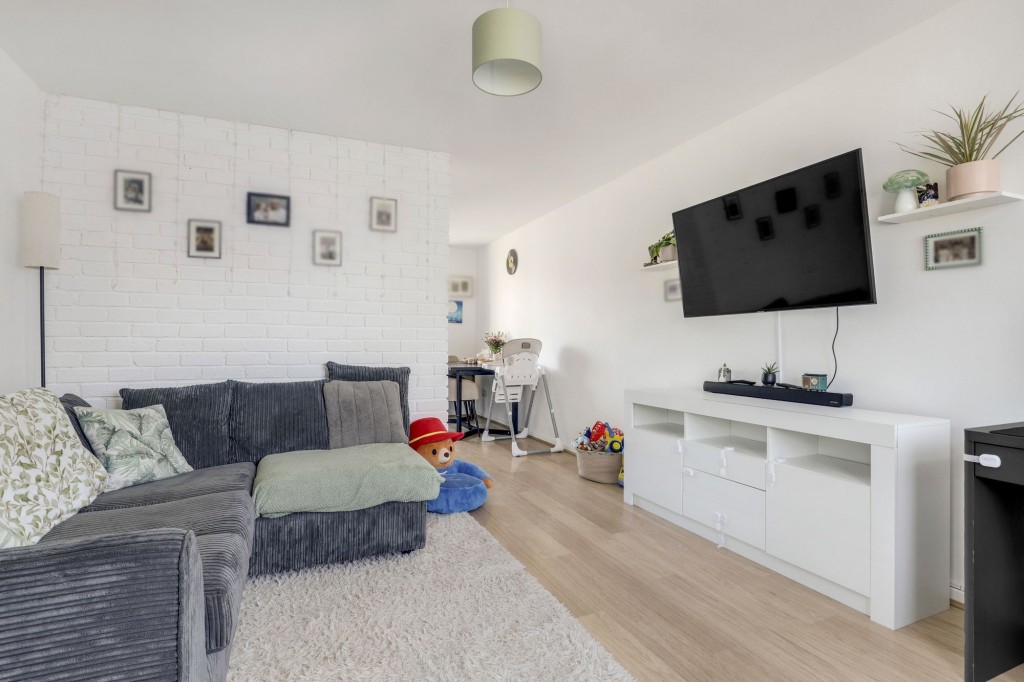 Conifer Walk, Nottingham, NG3