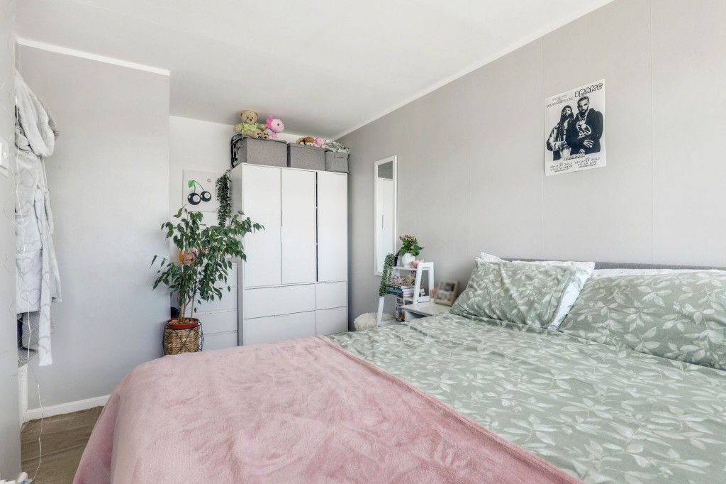 Conifer Walk, Nottingham, NG3