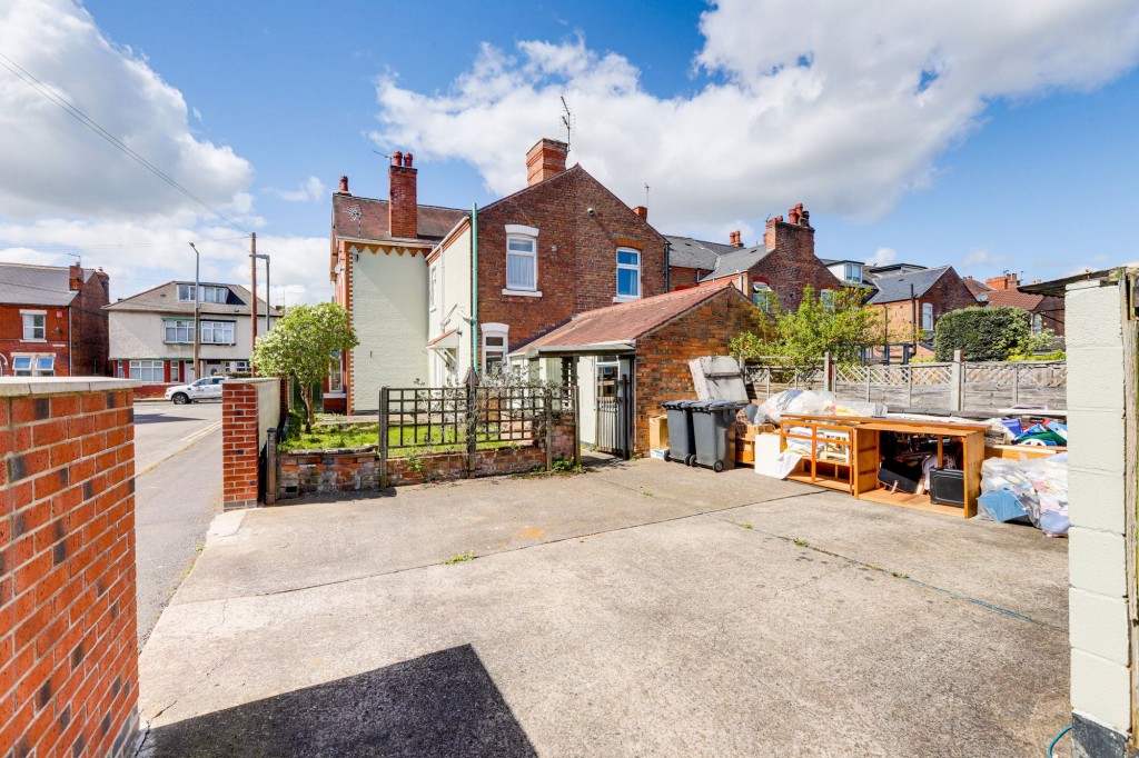 College Street, Long Eaton, NG10