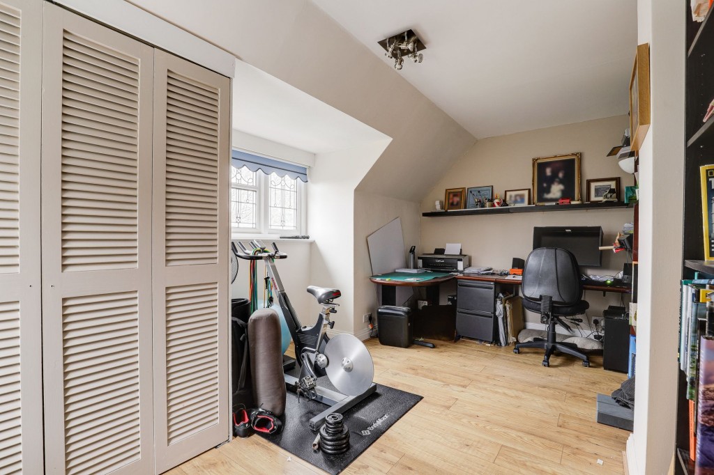 Sutton Passeys Crescent, Nottingham, NG8