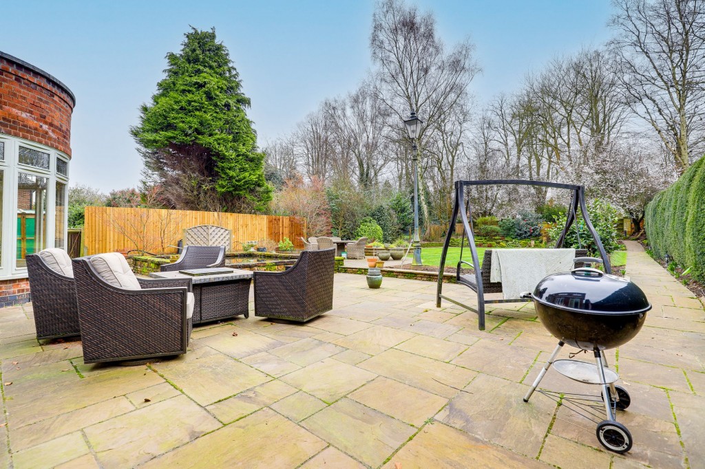 Sutton Passeys Crescent, Nottingham, NG8