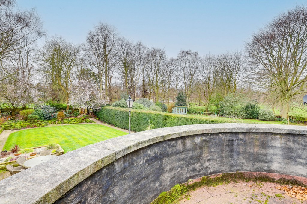 Sutton Passeys Crescent, Nottingham, NG8