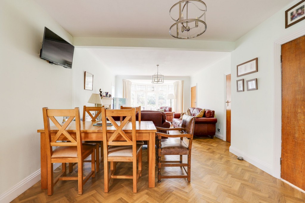 Sutton Passeys Crescent, Nottingham, NG8