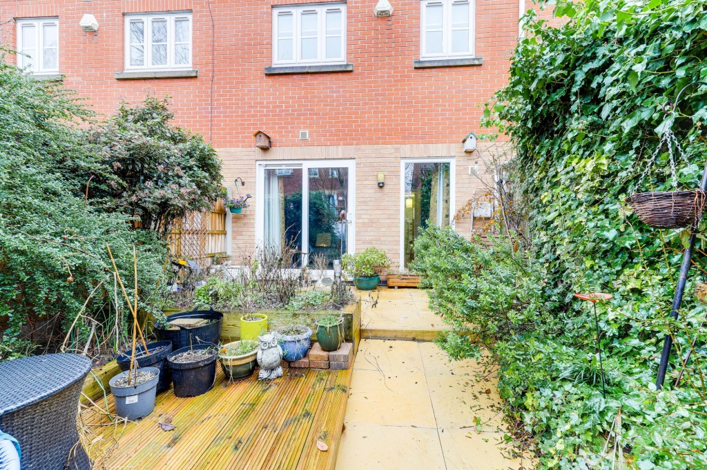 Kelham Drive, Nottingham, NG5