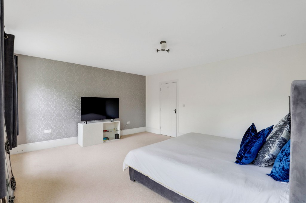 Mansfield Road, Nottingham, NG1