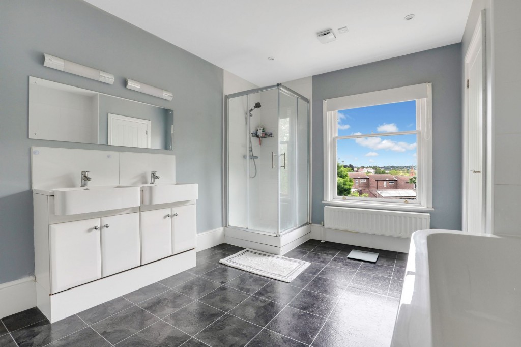 Mansfield Road, Nottingham, NG1
