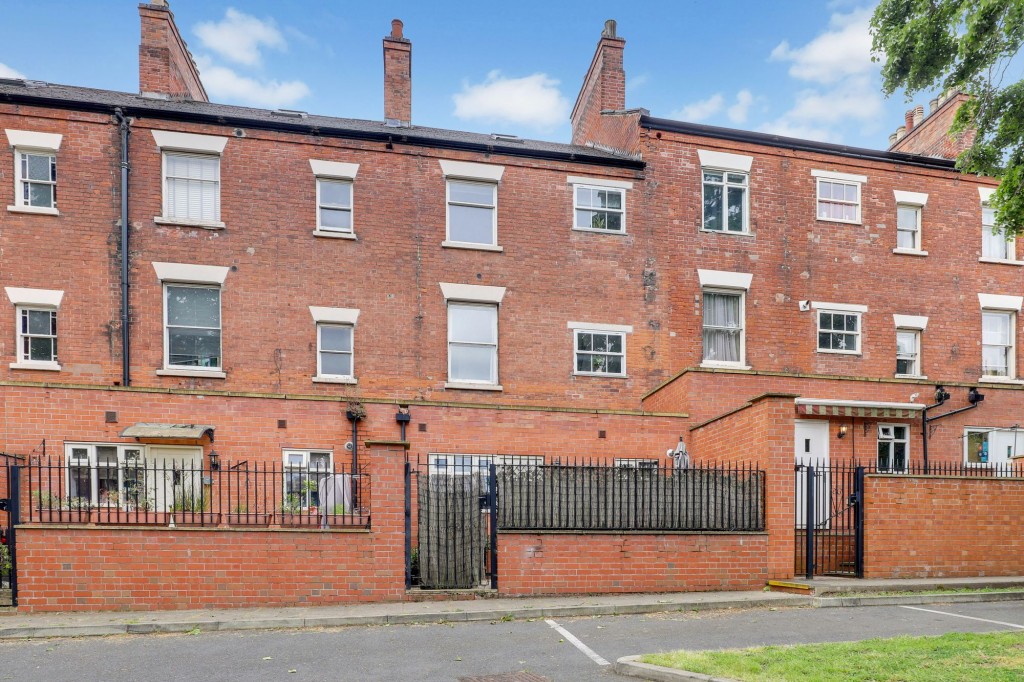 Mansfield Road, Nottingham, NG1