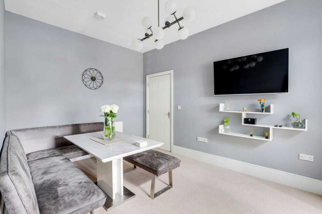Mansfield Road, Nottingham, NG1