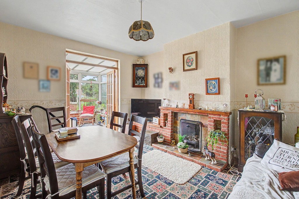 Broomhill Road, Nottingham, NG6