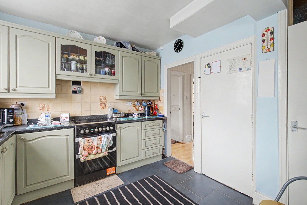 Broomhill Road, Nottingham, NG6