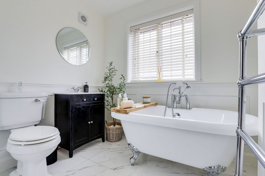 Longmoor Lane, Sandiacre, NG10