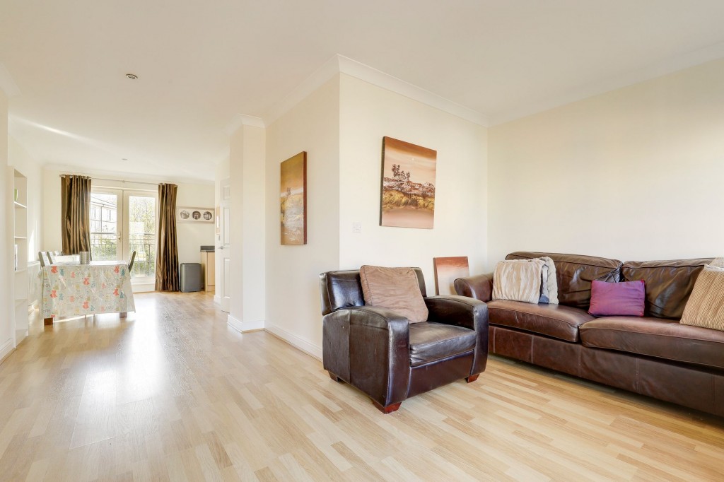 Castle Quay Close, Nottingham, NG7