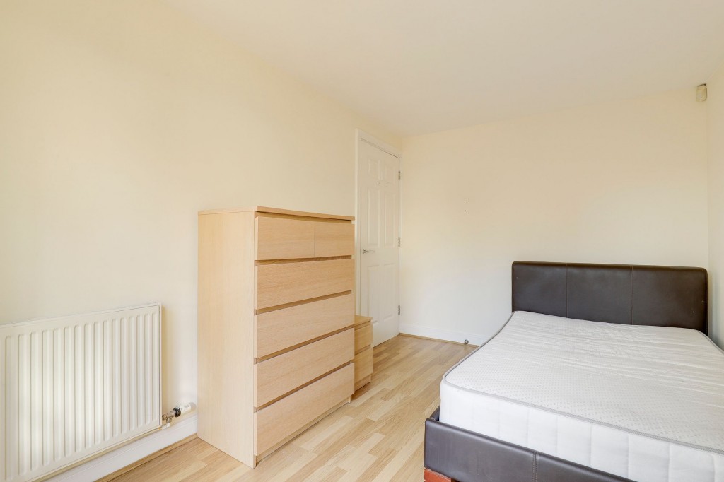Castle Quay Close, Nottingham, NG7