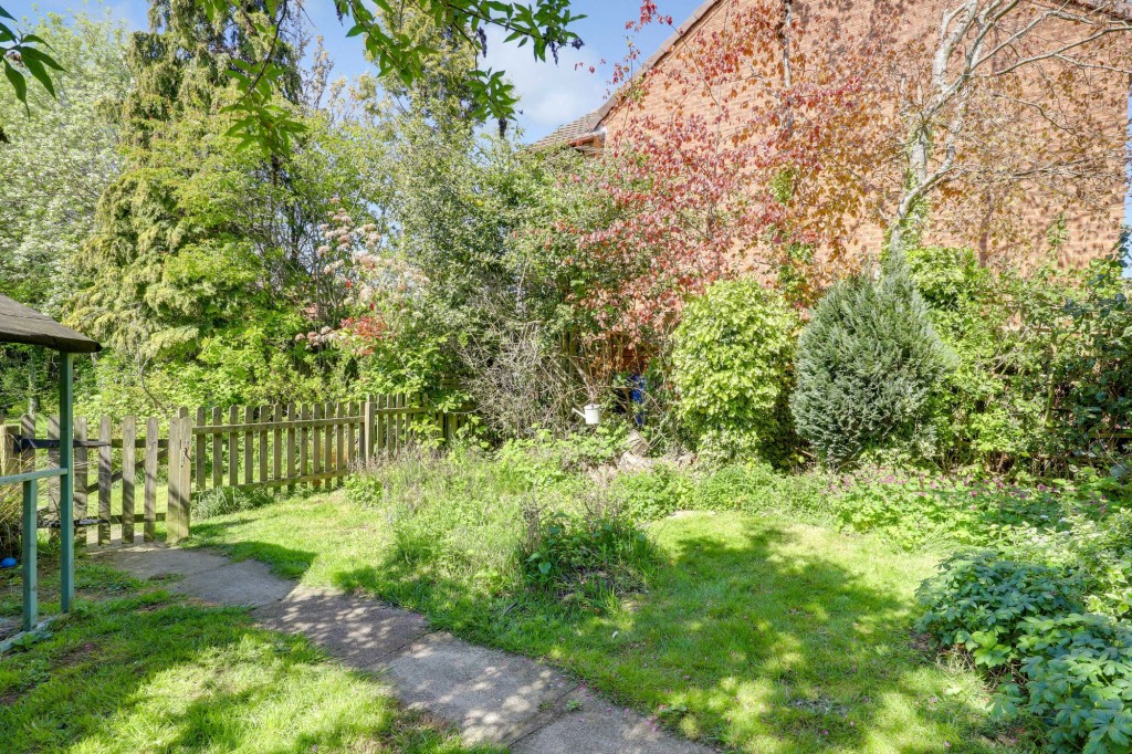 Morley Road, Oakwood, DE21
