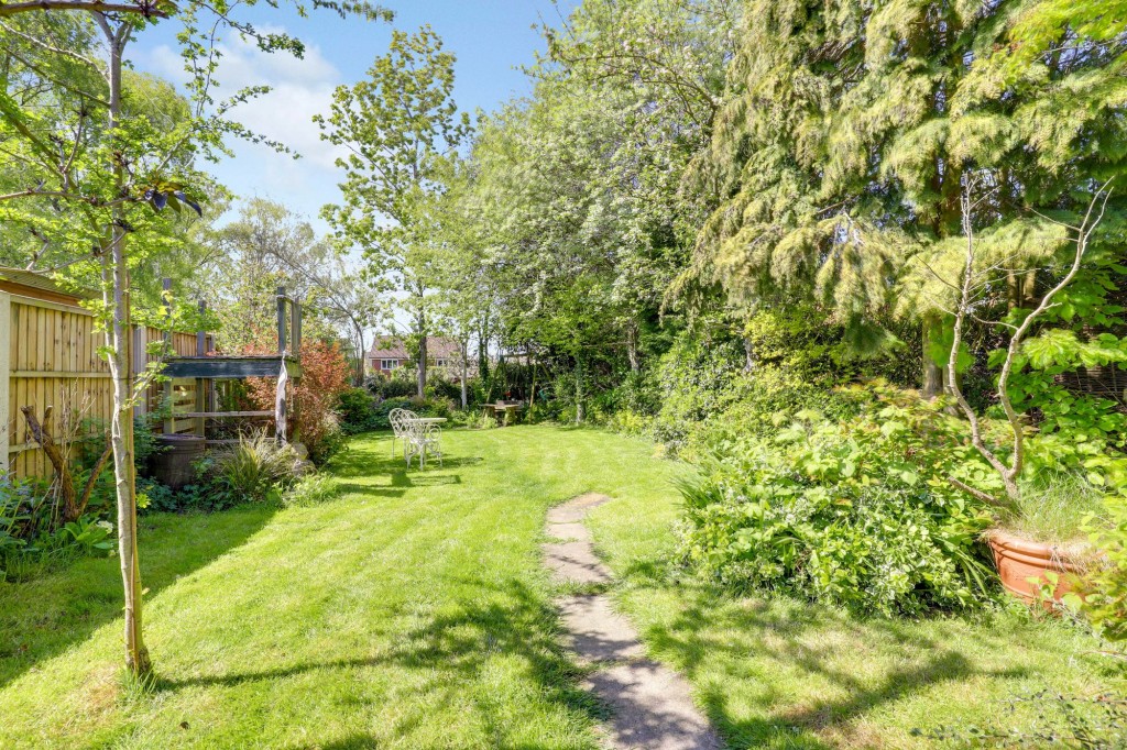 Morley Road, Oakwood, DE21