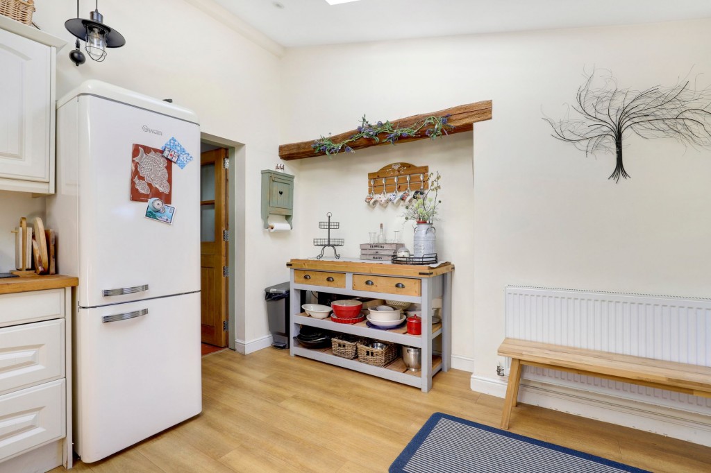 Morley Road, Oakwood, DE21