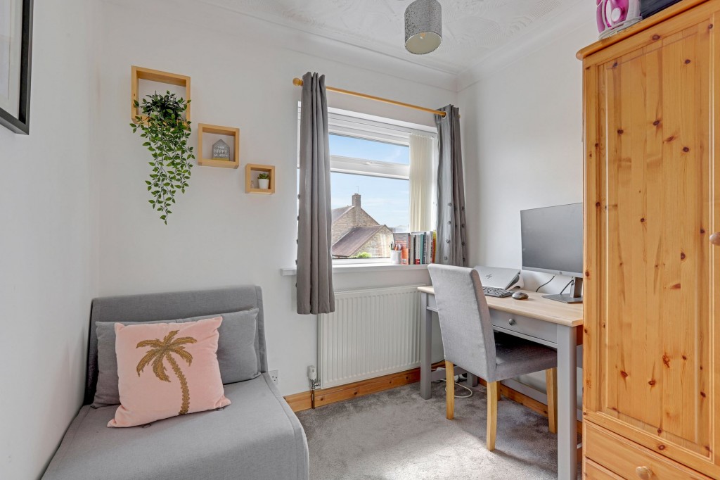 Avebury Close, Nottingham, NG11