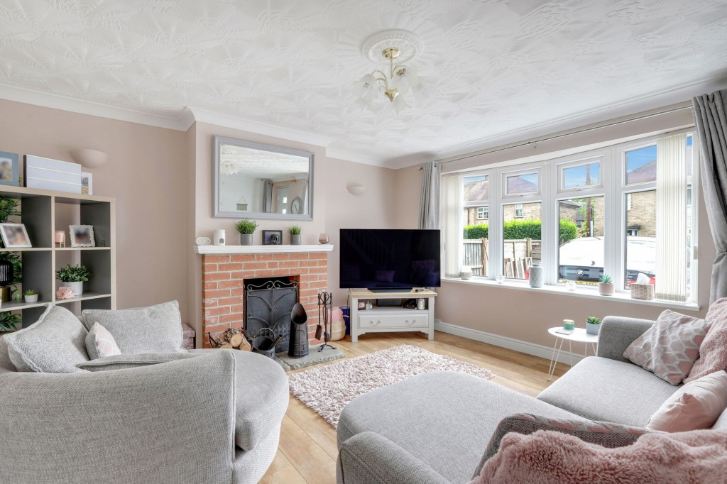 Avebury Close, Nottingham, NG11